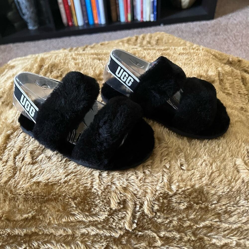 UGG Little Girls Furry Sandals